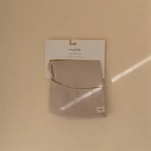 mushie-wodoodporny-sliniak-z-dlugim-rekawem-past (5).webp