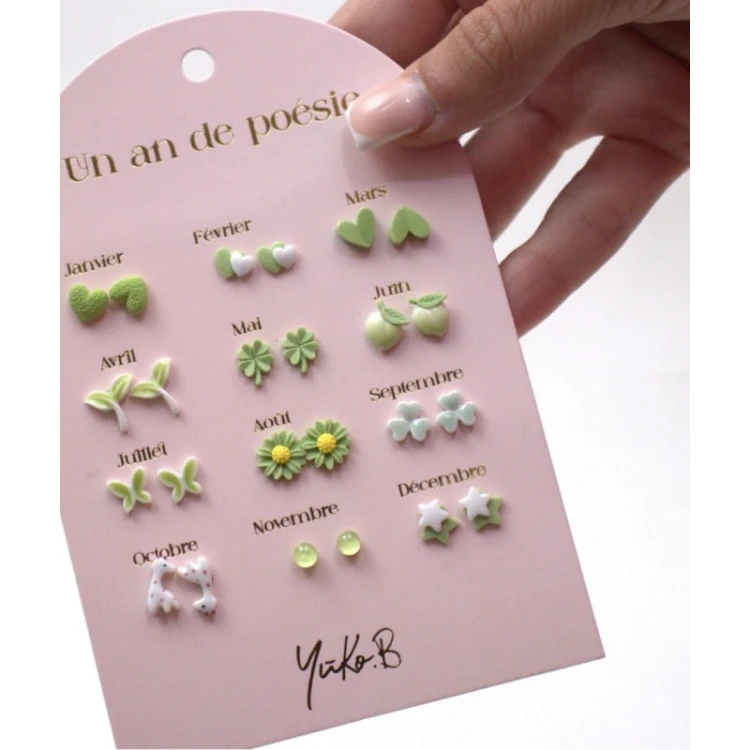 kolczyki-rok-poezji-zielone-wersja-angielska (4).jpg