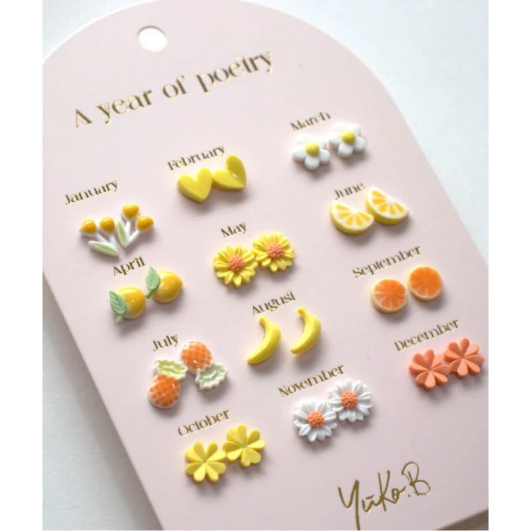 kolczyki-rok-poezji-zolte-wersja-angielska (2).jpg