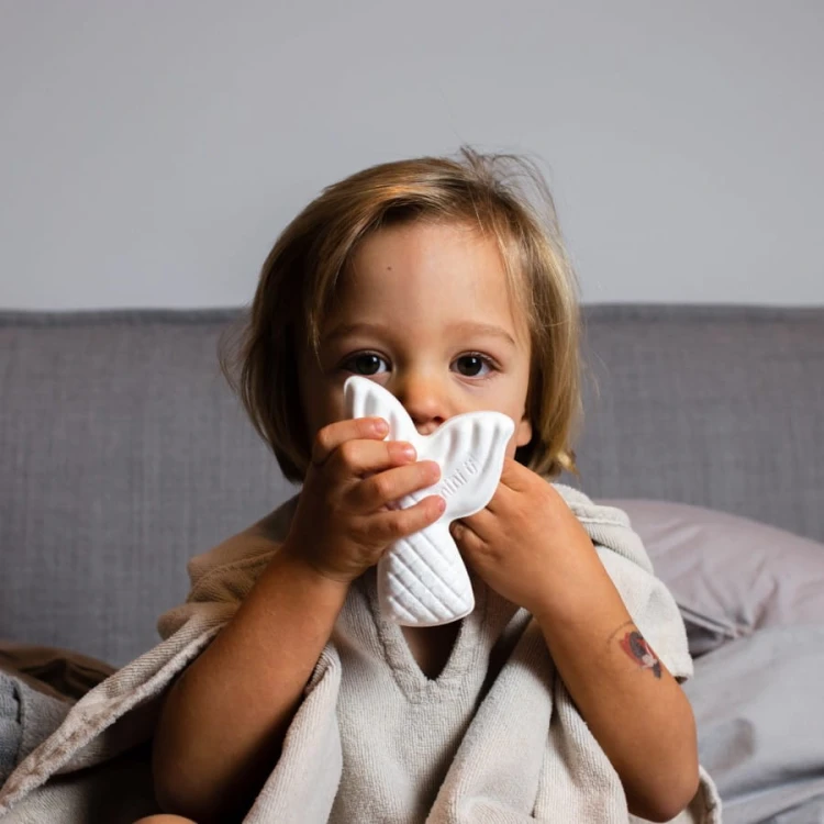 Ogon-syreny---kula-do-kapieli-dla-dzieci-tworzaca-kolorowy-wir--Miniu (3).webp