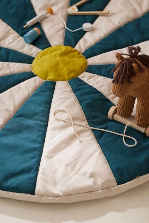 Mata-do-zabawy-Circus---niebieska--Kids-Concept (2).webp