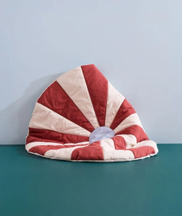 Mata-do-zabawy-Circus---czerwona--Kids-Concept (2).webp