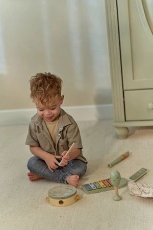 pol_pm_Little-Dutch-Zestaw-drewnianych-instrumentow-zielony-Safari-Friends-FSC-6016_6.webp