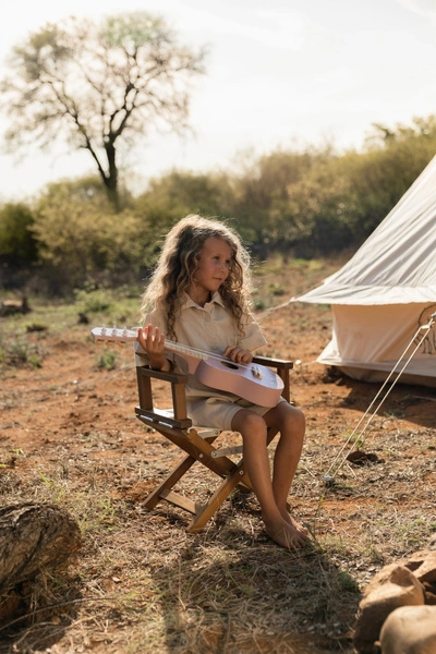 pol_pl_Little-Dutch-Drewniana-gitara-rozowa-Safari-Friends-FSC-6018_12.webp