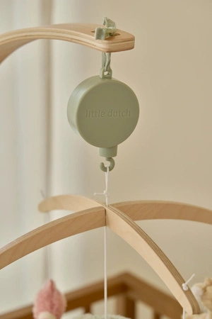 pol_pm_Little-Dutch-Karuzela-do-lozeczka-drewniana-Safari-Friends-FSC-6065_3.webp