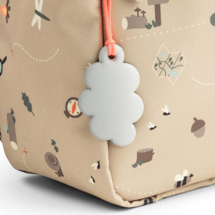 Plecak-dzieciecy-7,5-l-Tiny-Trails-Sand--Done-by-Deer (3).webp