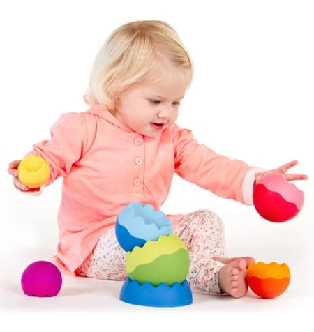 Lekkie-kule-Tobbles-Neo-dopaowane-wielkoscia-do-malych-raczek..webp