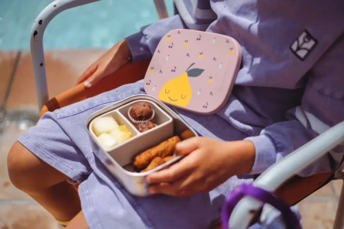 Lunchbox-ze-stali-nierdzewnej-z-wyjmowanymi-przegrodkami---Fruity--The-cotton-cloud (1).webp