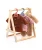 drewniany-stojak-i-3-wieszaki-na-ubranka-djeco (2).webp
