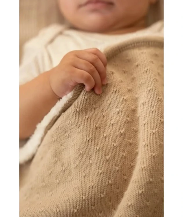 ocieplany-kocyk-70x100-pure-soft-beige-little-dutch (2).webp
