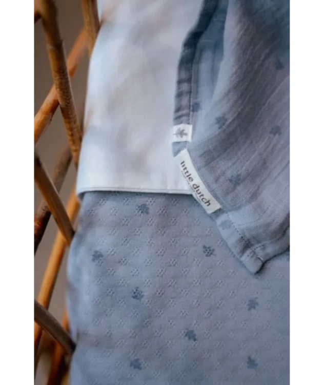 pieluszki-muślinowe-pure-denim-blue-70x70-little-dutch (2).webp