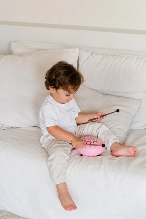 zolty-baby-tambu-stalowy-bebenek-jezykowy-mellow-yellow-juegaconmigo (7).webp