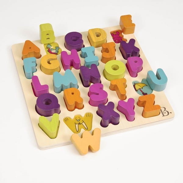 AlphaB.tical--drewniane-puzzle-ALFABET-LITERKI--nowa-wersja--B.Toys-BX2096GZ.webp