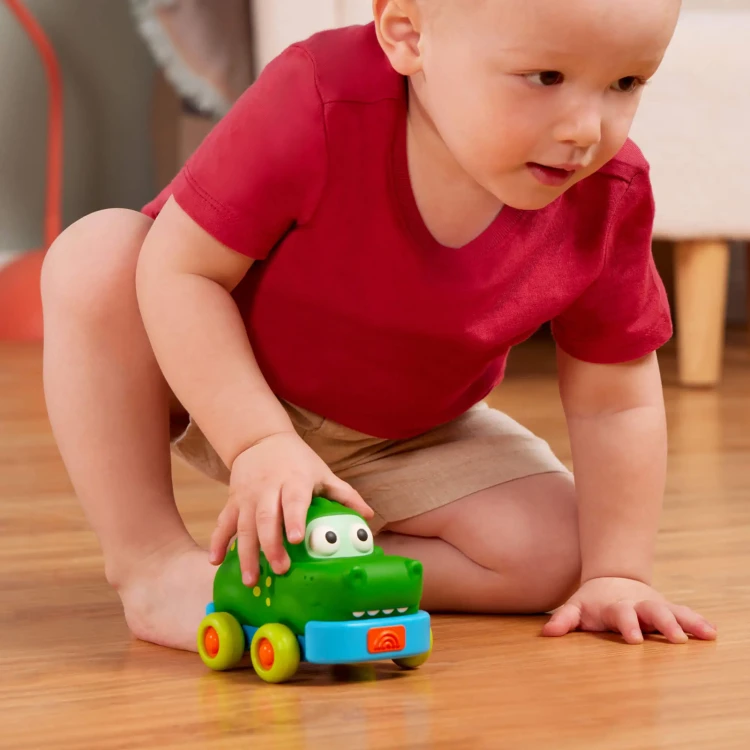 Safari-Speedsters--zestaw-3-autek-zwierzatek-z-napedem--B.Toys (1).webp