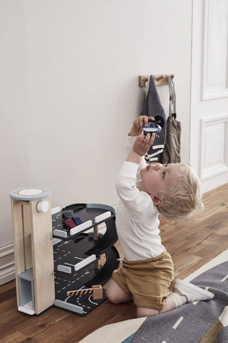 pol_pm_Kids-Concept-Garaz-samochodowy-AIDEN-32469_2.jpg