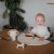 Sliniak-silikonowy-Pretzel--Mushie (1).webp