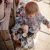 mushie-sliniak-z-dlugim-rekawem-retro-flowers (4).webp