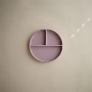 mushie-talerzyk-sylikonowy-z-przyssawka-soft-lilac (2).webp