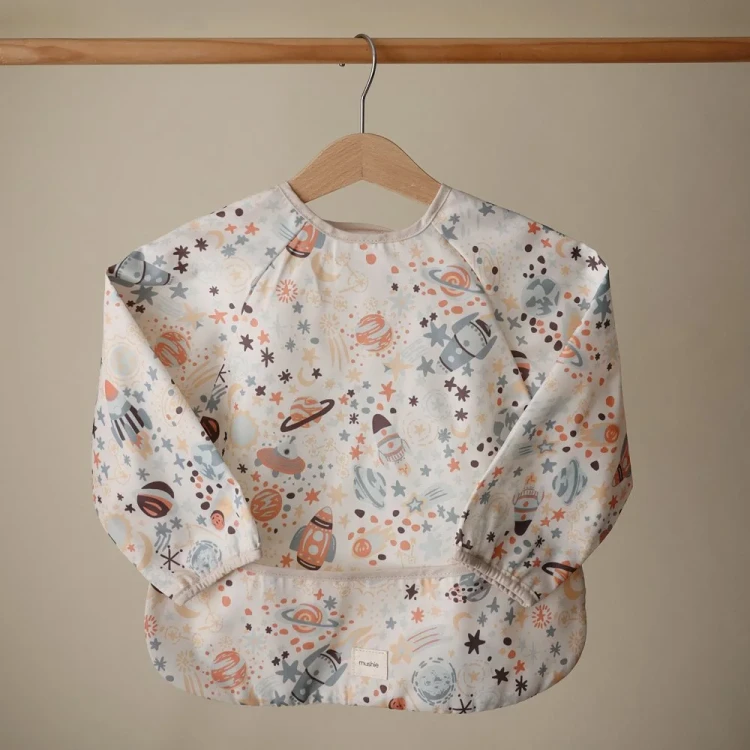 mushie-sliniak-z-dlugim-rekawem-space (3).webp