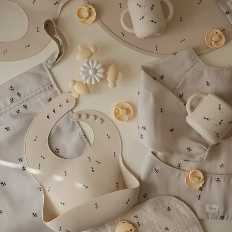 mushie-torebki-wodoodporne-2-pack-bees (4).webp