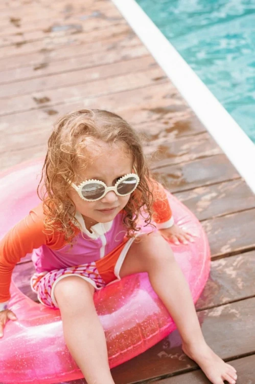 Okulary-przeciwsloneczne-Fleur-Butter--Kietla (1).webp